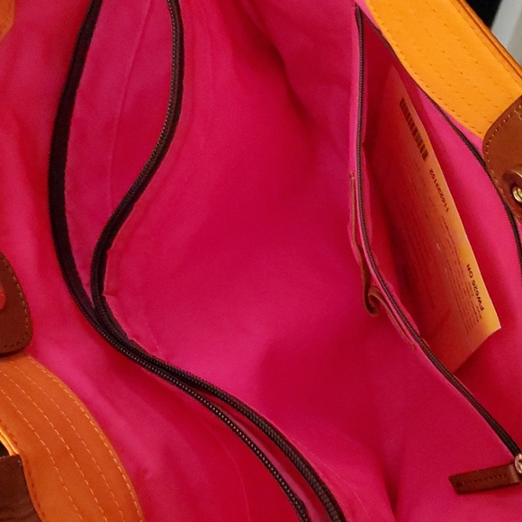 Authentic Dooney & Bourke tote - Picture 7 of 10